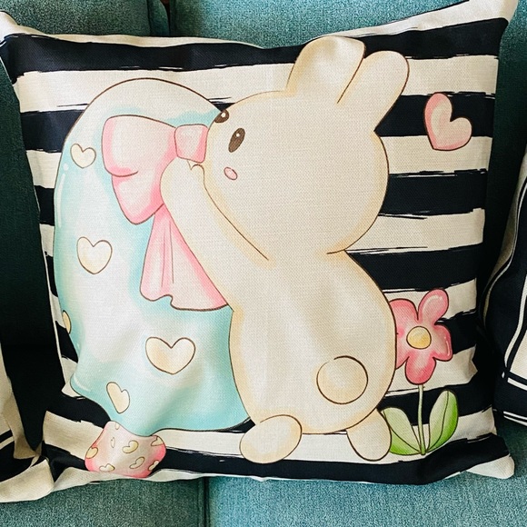 Easter/Spring Decorative Pillow Covers for 18” x 18” pillows. Set of 4. NEW - Picture 7 of 12